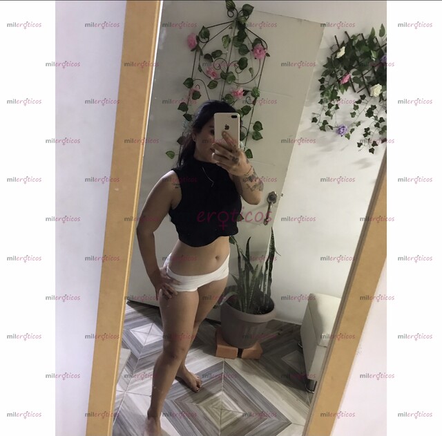 FOTOS DE SOY UNA NENA ARRECHA CON MUCHAS GANAS DE COMPLACERTE MI AMOR