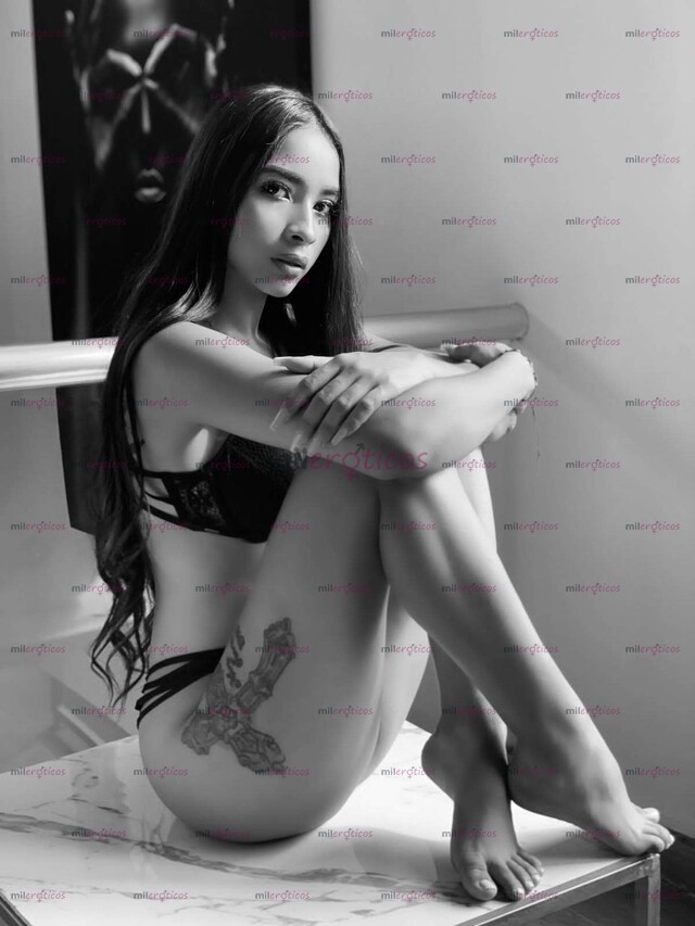 FOTOS DE CATALINA FLAQUITA BONITA CUERPO NATURAL LISTA PARA VERTE!!