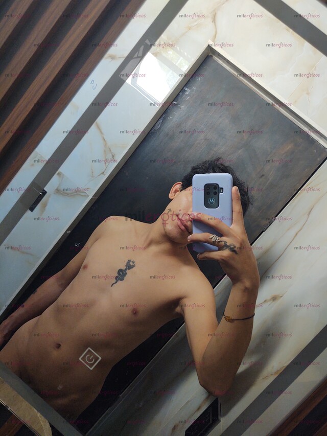 FOTOS DE DISFRUTA DEL PLACER ,CHICO JOVEN DISPUESTO A COMPLACER TUS DESEOS