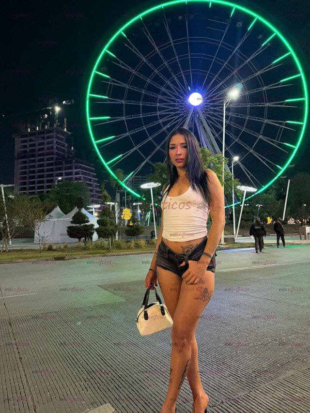 FOTOS DE CATALINA FLAQUITA BONITA CUERPO NATURAL LISTA PARA VERTE!!
