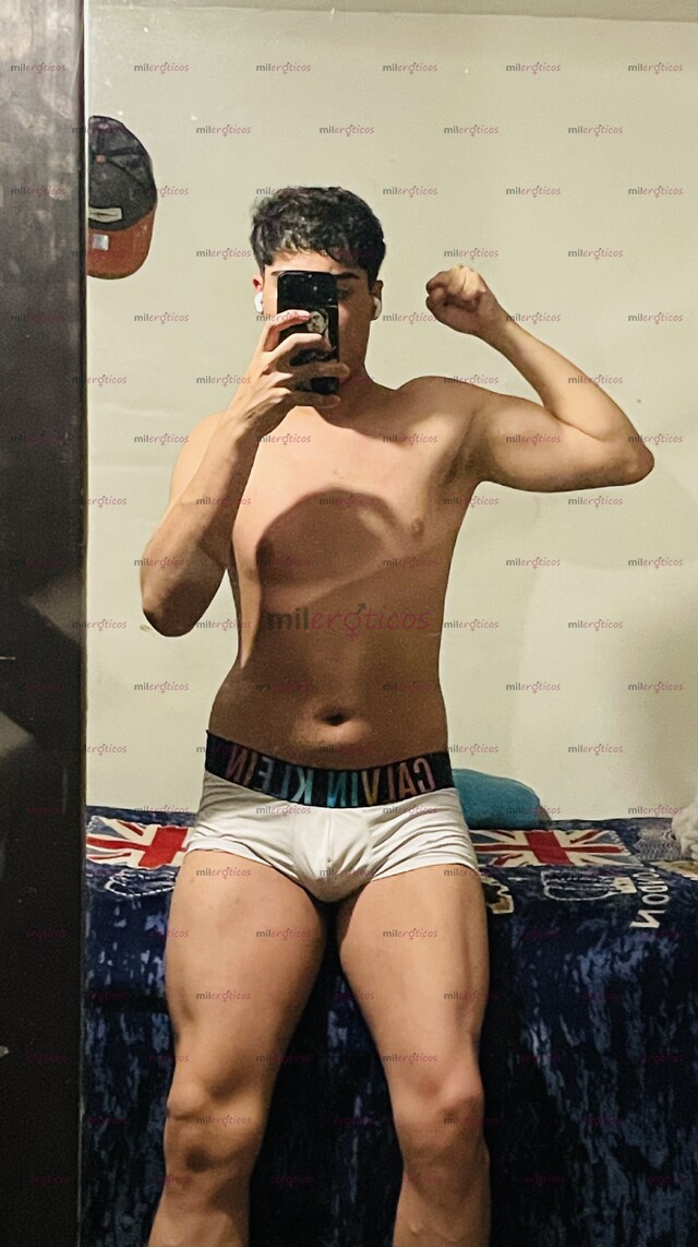 FOTOS DE JOVEN VARONIL, GUAPO, ALTO, VERGON Y MUY MORBOSO