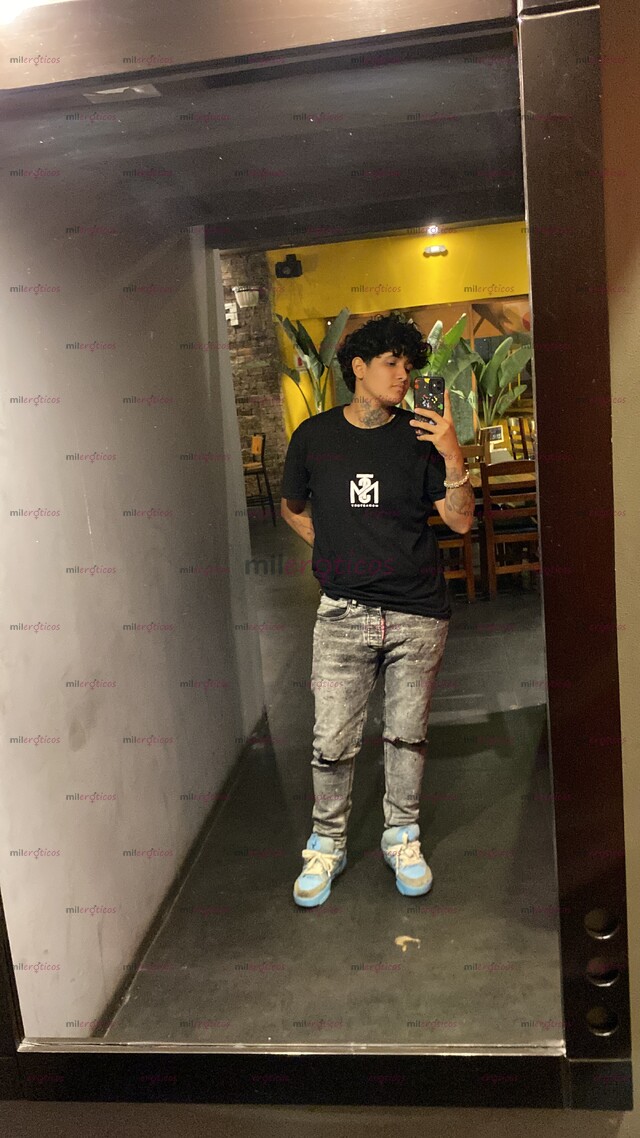 FOTOS DE HOLA MI NOMBRE ES SAMANTHA Y VENGO A MATAR TUS GANAS
