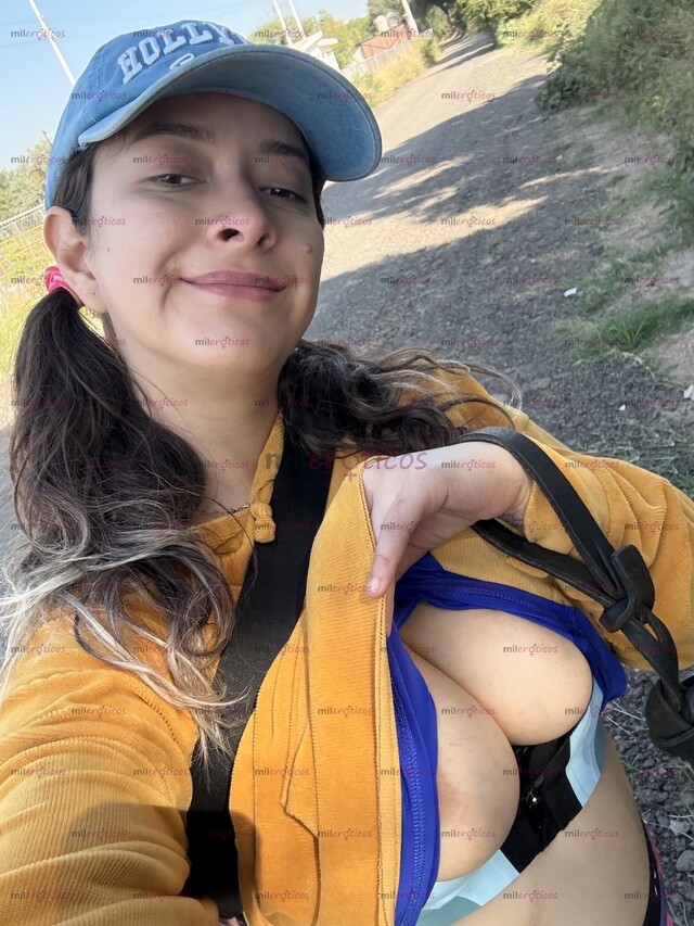 FOTOS DE LIINDA MORENA COLOMBIANA CULONA AMABLE Y CARIÑOSA CAHONDA DISFRUTA DE ESTA HERMO