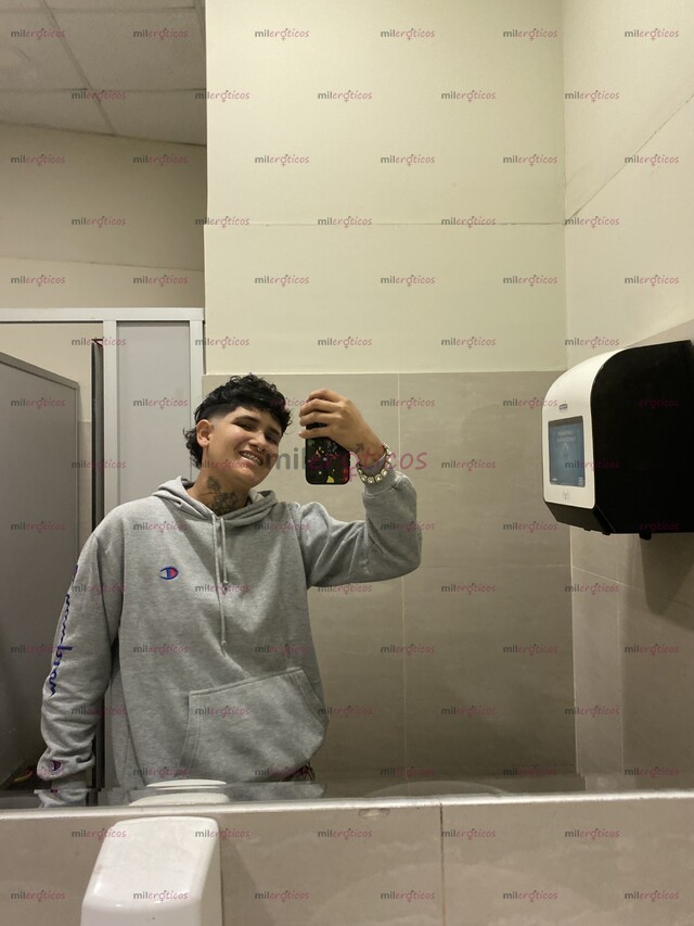 FOTOS DE HOLA MI NOMBRE ES SAMANTHA Y VENGO A MATAR TUS GANAS