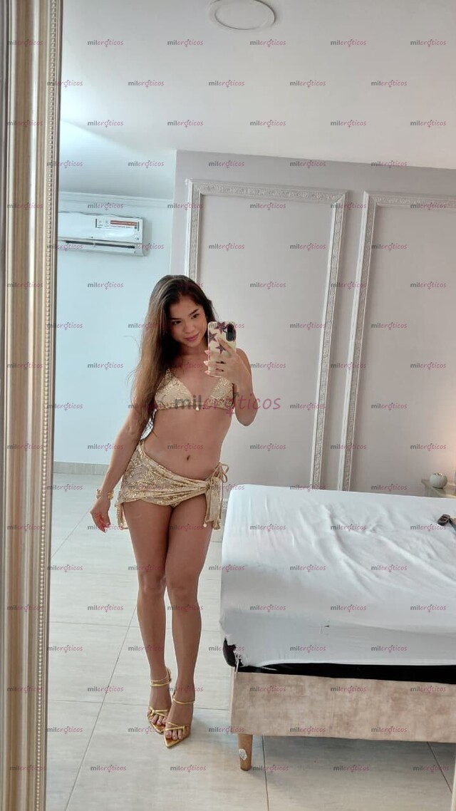 FOTOS DE VALERIA SENSUAL Y COQUETA, CARISMATICA Y ESBELTA