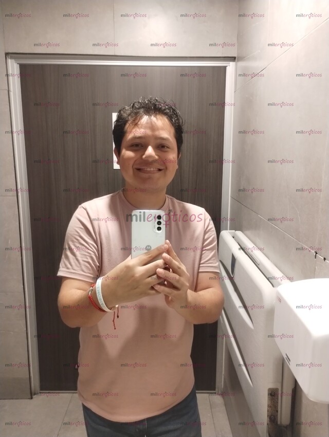 FOTOS DE SOY UN CHICO DE 27 AÑOS, BUSCO GENERAR INGRESOS PARA DOS CIRUGÍAS, SOY COMPLACIE