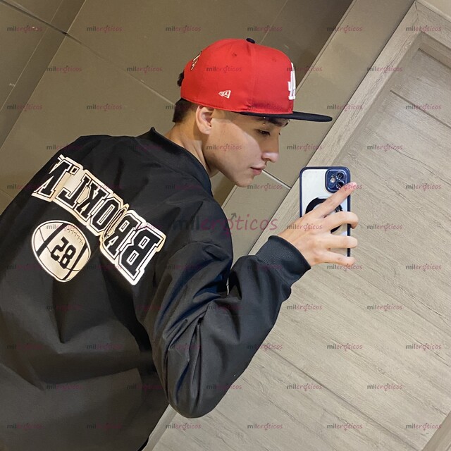 FOTOS DE JOVEN VERSÁTIL COMPLACIENTE Y DISPONIBLE