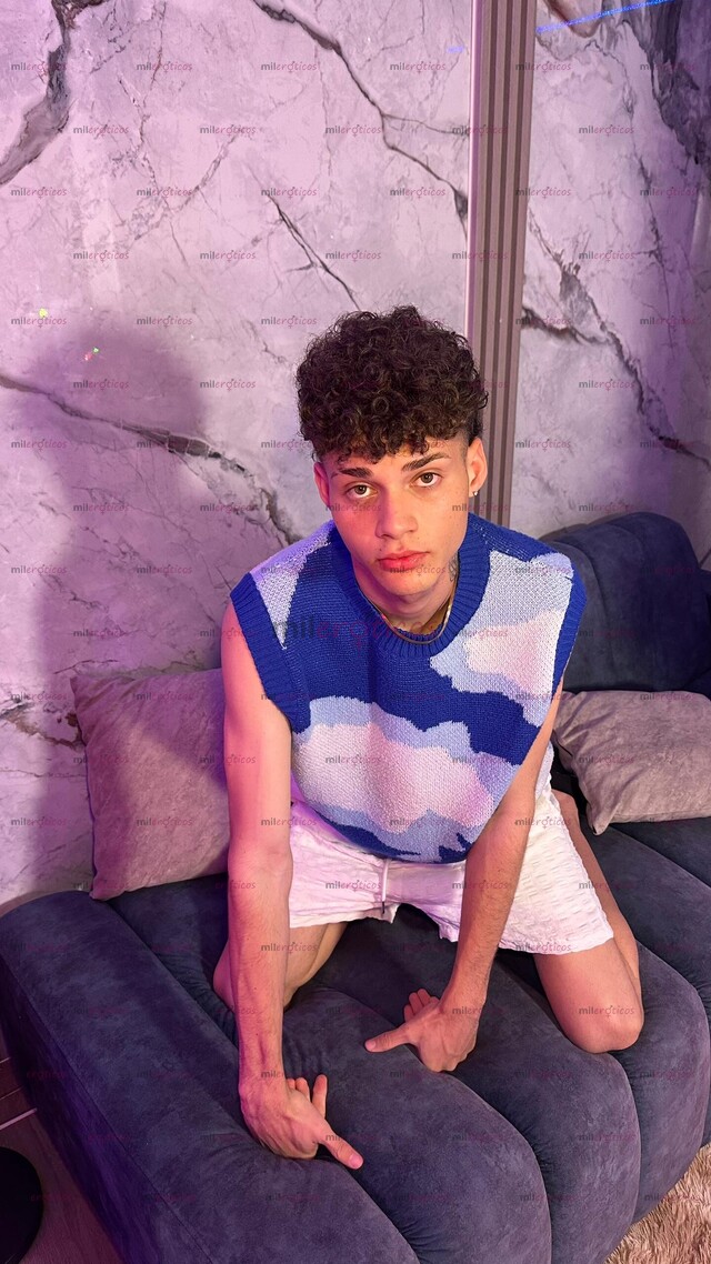 FOTOS DE CHICO VERSÁTIL, CALIENTE JOVEN DISCRETO Y SIMPÁTICO