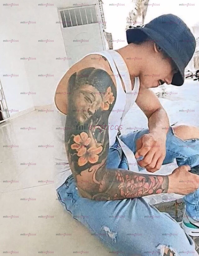 FOTOS DE TATUADO HETERO ACTIVO VENTA DE CONTENIDO VIDEO LLAMADA