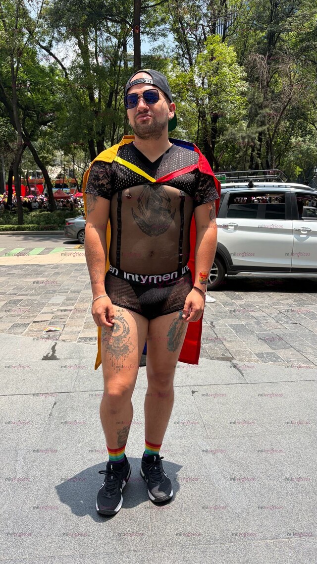 FOTOS DE COLOMBIANO VERGÓN SEXY ATRACTIVO ALEGRE DIVERTIDO