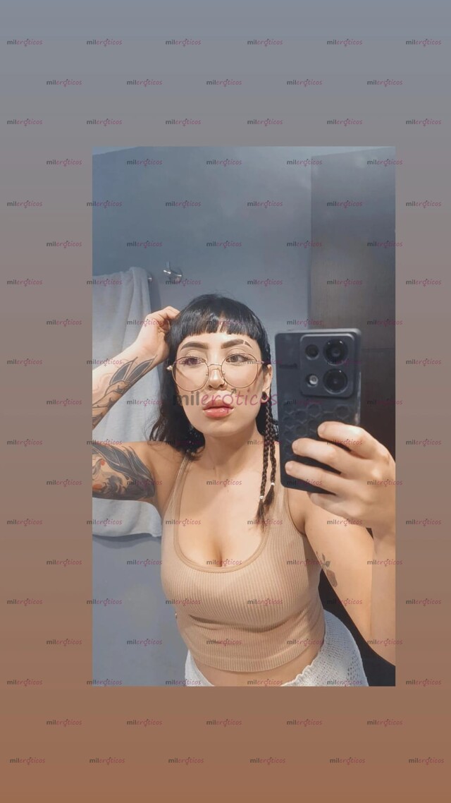 FOTOS DE UN RICO CULO COLOMBIANO ,VEN A DESCUBRIR MI LADO MAS TRAVIESO
