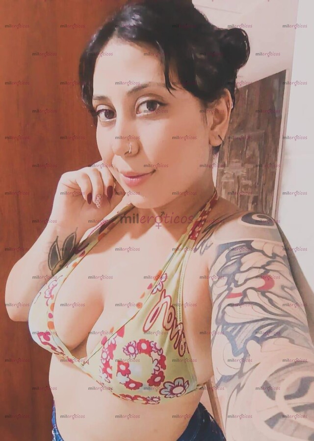 FOTOS DE UN RICO CULO COLOMBIANO ,VEN A DESCUBRIR MI LADO MAS TRAVIESO