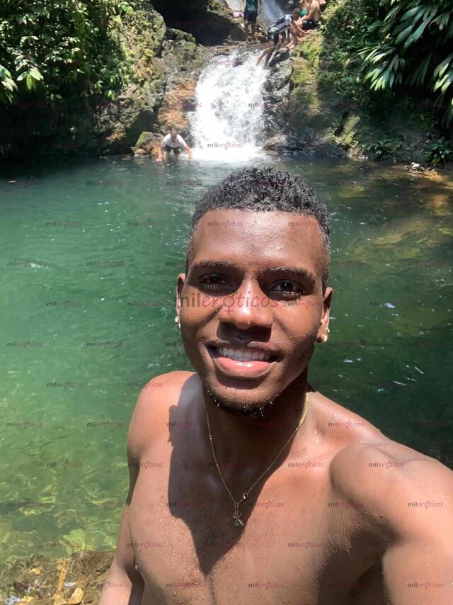 FOTOS DE NEGRO VERGON SUPER DOTADO Y DOMINANTE Y BASTANTE LECHERO DISPONIBLE 24 7 NUEVO E