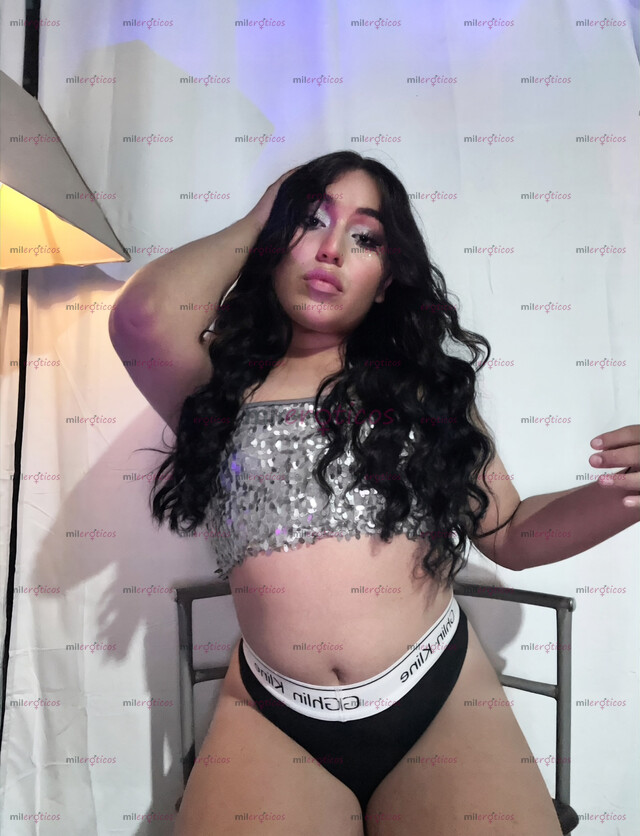 FOTOS DE TRAGONA TRANS CON GANAS DE SER PREÑADA POR TI PAPI