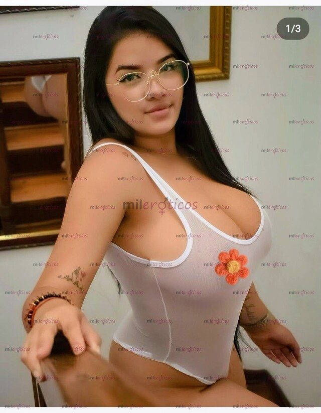 FOTOS DE JOVENCITA SEXY VOLUPTUOSA TETONA PELI NEGRA ADICTA AL SEXO
