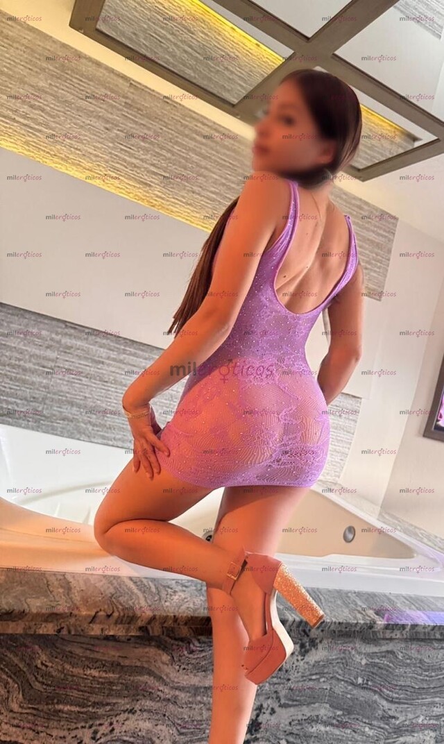FOTOS DE SHANTAL :::: DELICIOSA FLAQUITA .. APRETADITA Y CALIENTE
