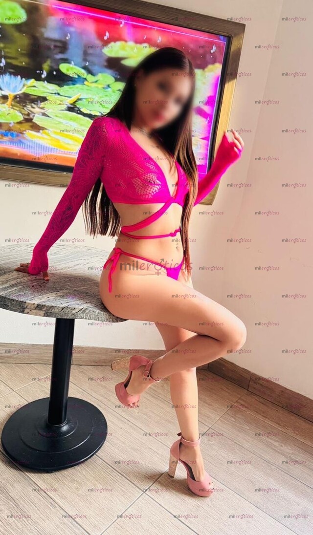 FOTOS DE SHANTAL :::: DELICIOSA FLAQUITA .. APRETADITA Y CALIENTE