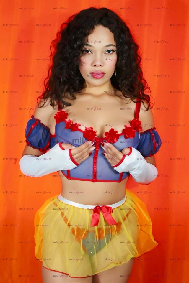 FOTOS DE ESTOY NUEVA EN LA CUIDAD POR POCOS DÍAS, SOY UNA NENA FLACA, ALTA.