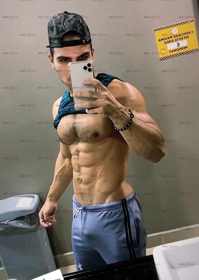 FOTOS DE DISCRETO Y RESERVADO. CUERPO ATLÉTICO. MASAJES EROTICOS..