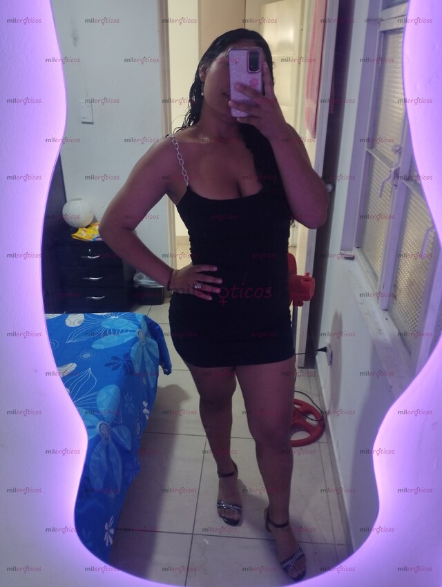 FOTOS DE CHICA HERMOSA CON TETAS GRANDES Y BUENAS NALGAS