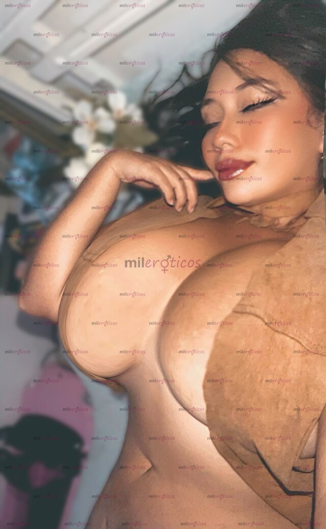 FOTOS DE PAISA CALIENTE CON UNA TETAS ENORMES Y LLENITAS DE LECHE