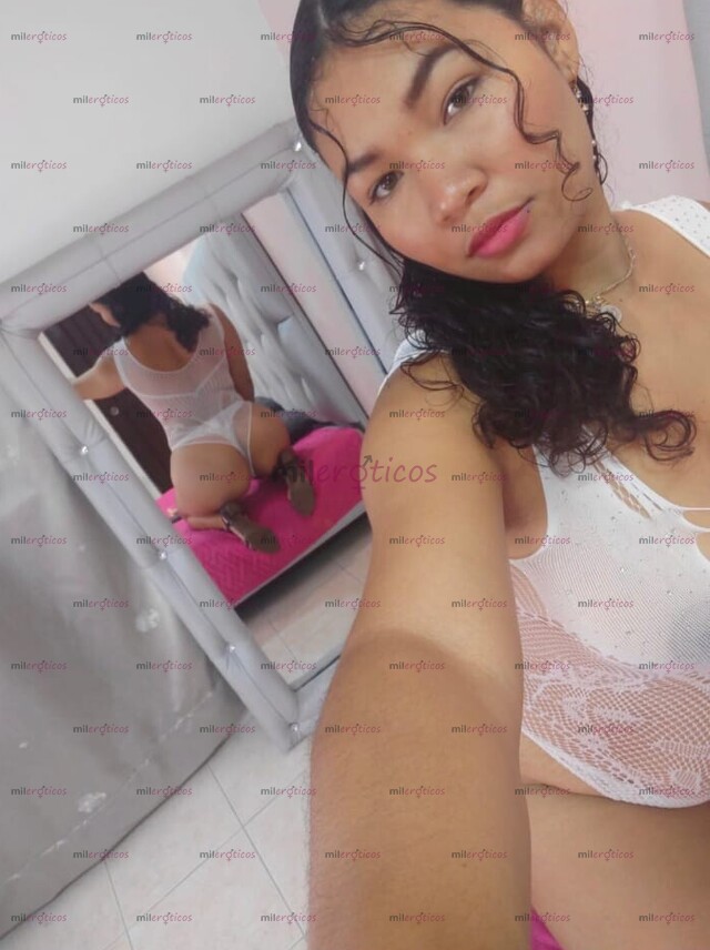 FOTOS DE CHICA HERMOSA CON TETAS GRANDES Y BUENAS NALGAS