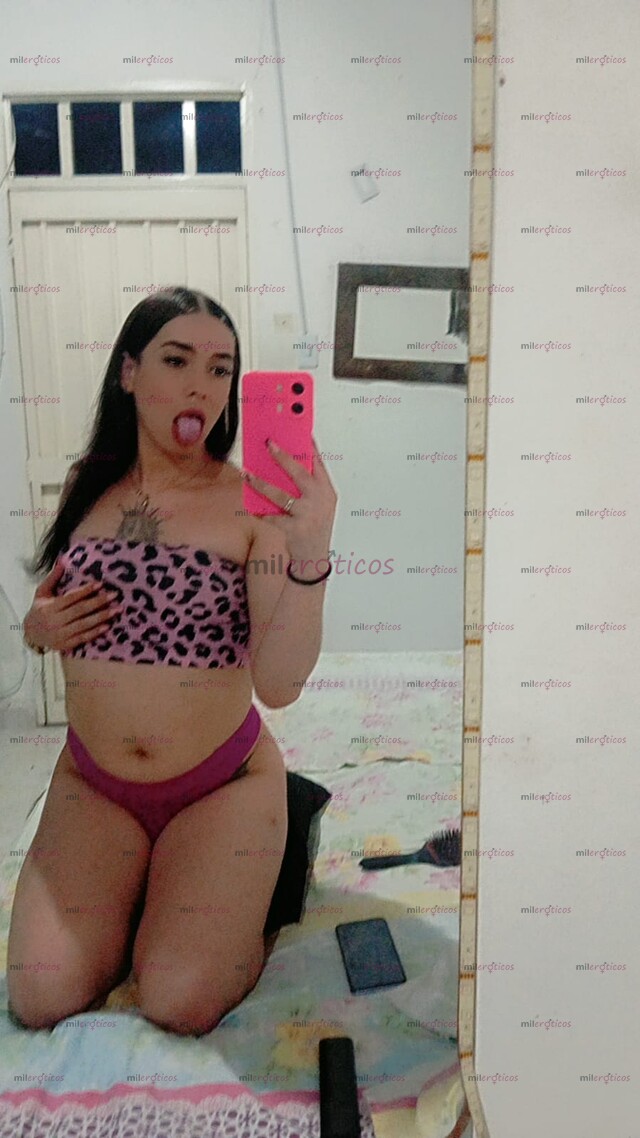 FOTOS DE APETITOSA FEMENINA NIÑA TRANS PAISA CON SENOS DESEOSOS EN HORMONAS