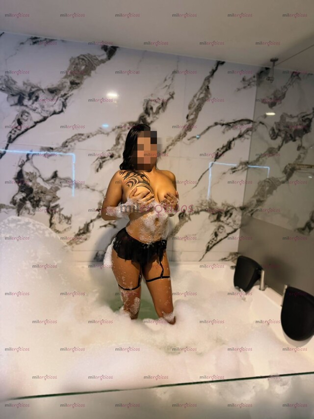 FOTOS DE HERMOSA MORENITA SOY UNA BARBIE MORENITA ROLITA