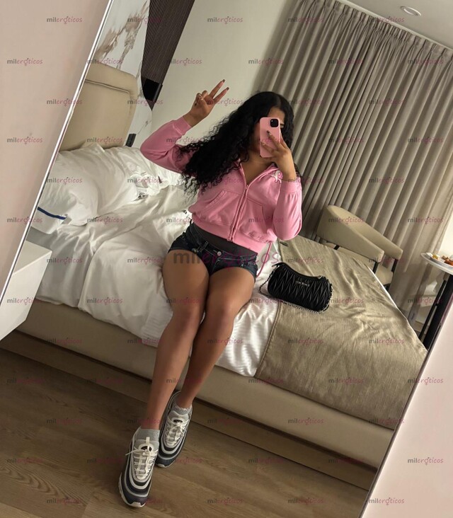 FOTOS DE PUTITA DE 18 AÑOS LISTA PARA SACARTE LA LECHE