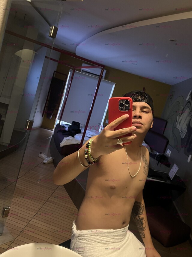 FOTOS DE HOLA NUEVO EN SU CIUDAD YA LLEGÓ SU MACHO PARA DARLES MUCHA LECHE
