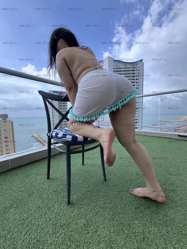 FOTOS DE MODELO DE CONTENIDO, POLLITA DE 18 AÑITOS CON MUCHO SEXO POR MOSTRAR