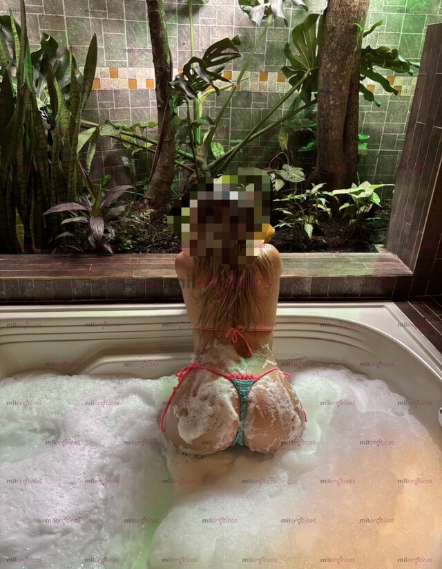 FOTOS DE DELGADA JOVEN EXCLUSIVA BUENA ACTITUD ANAL SQUIRT LLUVIA DORADA TRÍOS CAMBIO ROL