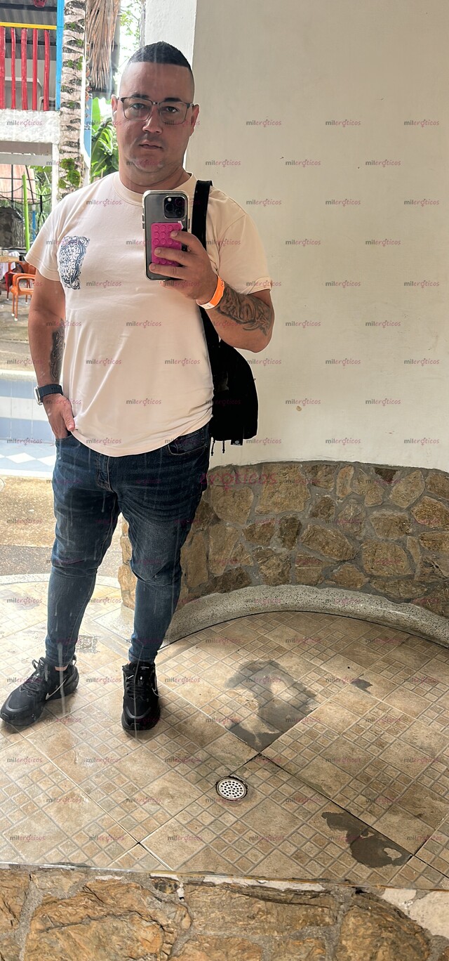 FOTOS DE ¿TE GUSTAN LOS HOMBRES SEGUROS, DISCRETOS Y CON BUENA ACTITUD? TENGO 28 AÑOS