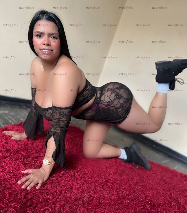 FOTOS DE MORENA ESTRECHITA MUY COMPLACIENTE CON GANAS DE TI