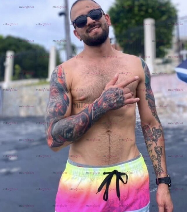 FOTOS DE JUAN, NUEVO GIGOLO DE LA CIUDAD DISPUESTO A DARTE COMPAÑIA