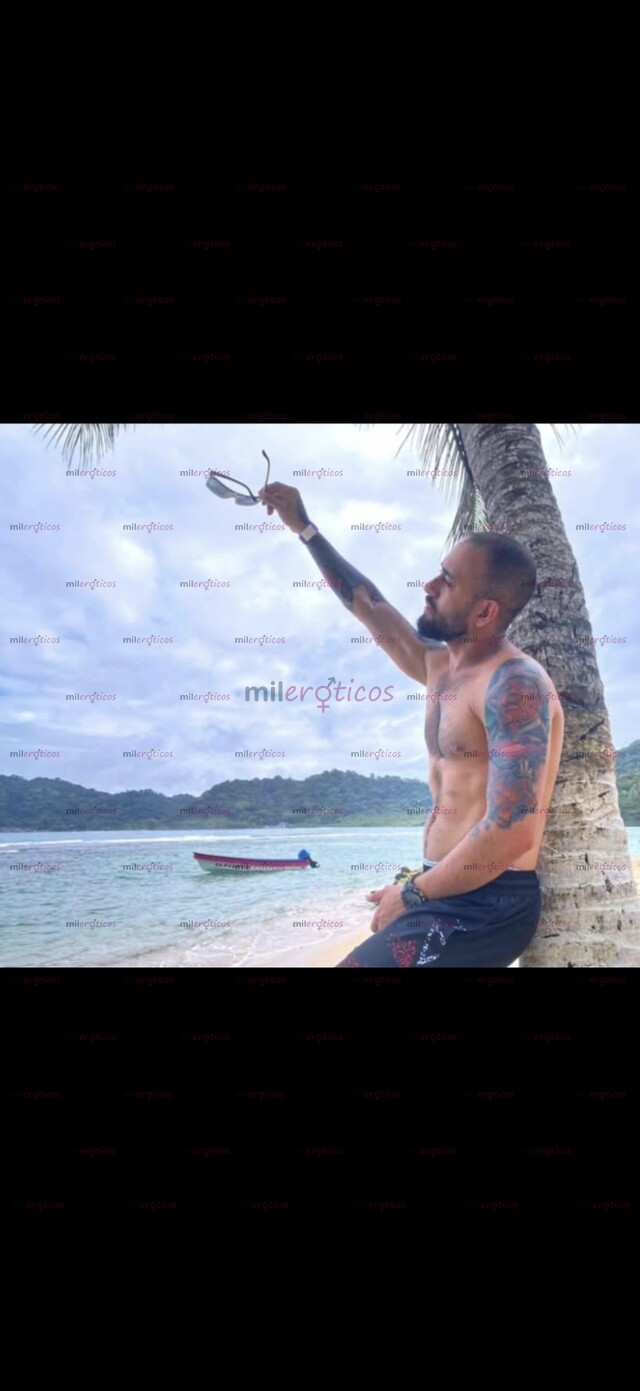 FOTOS DE JUAN, NUEVO GIGOLO DE LA CIUDAD DISPUESTO A DARTE COMPAÑIA
