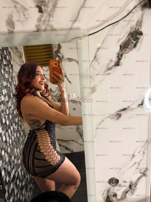 FOTOS DE ALISHA LA MORENA PELIRROJA ROLA QUE COMBINA BELLEZA EXÓTICA, MIRADA CAUTIVADOR