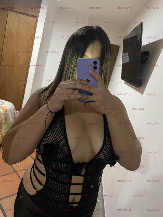 FOTOS DE PROMO DEL RATO EN 40 CON LLEGADA EN BOCA RUBIA BLANQUITA CON UNA CARA HERMOSA