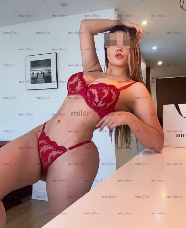 FOTOS DE LORENA HERMOSA Y SENSUAL ESPERANDO POR TI PARA PASAR UN MOMENTO UNICO