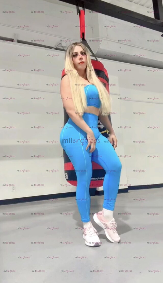 FOTOS DE RUBIA CALIENTE Y MUY COMPLACIENTE LISTA PARA HACERTE VENIR