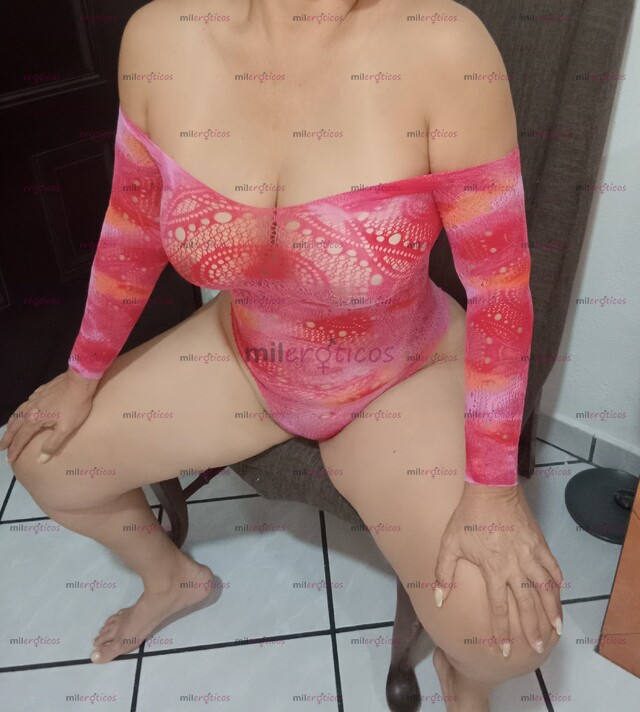FOTOS DE MILF TETAS Y TRASERO GRANDE, ENCANTADOR CUERPO NATURAL