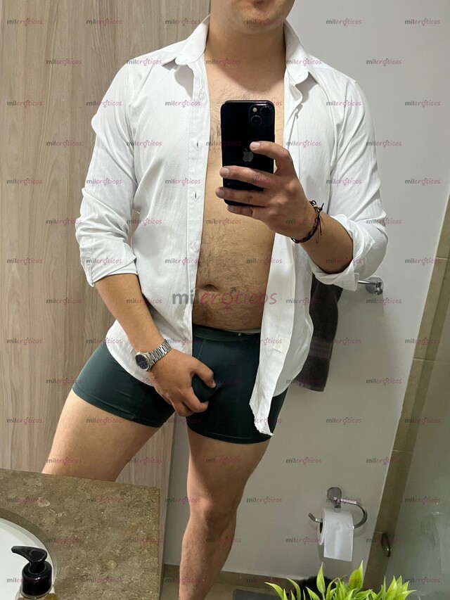 FOTOS DE TU HOMBRE ELEGANTE Y CHARLAS HOT,CONTENIDO BAJO PRECIO