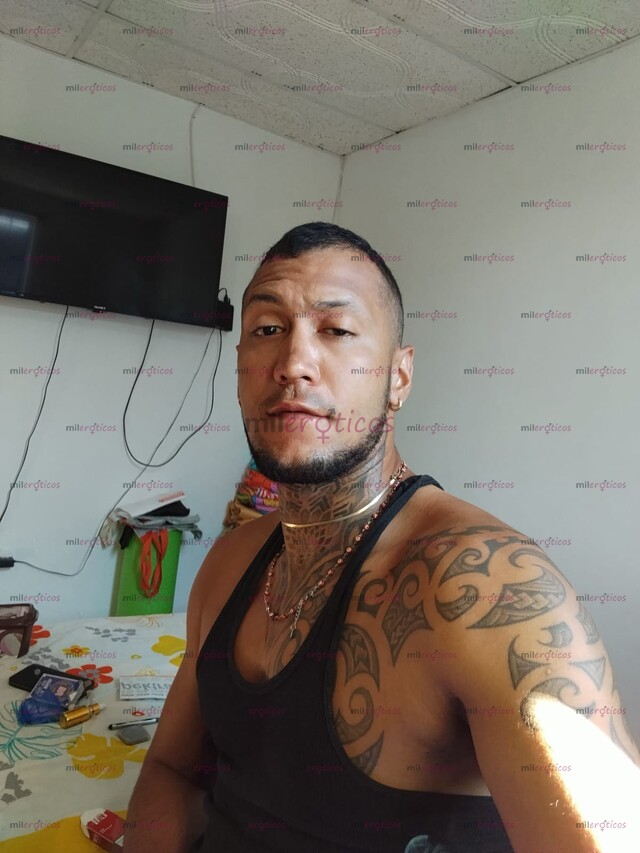 FOTOS DE MAN 100% ACTIVO CALEÑO VERGON.... ROMPE CULO Y BIEN LECHERO