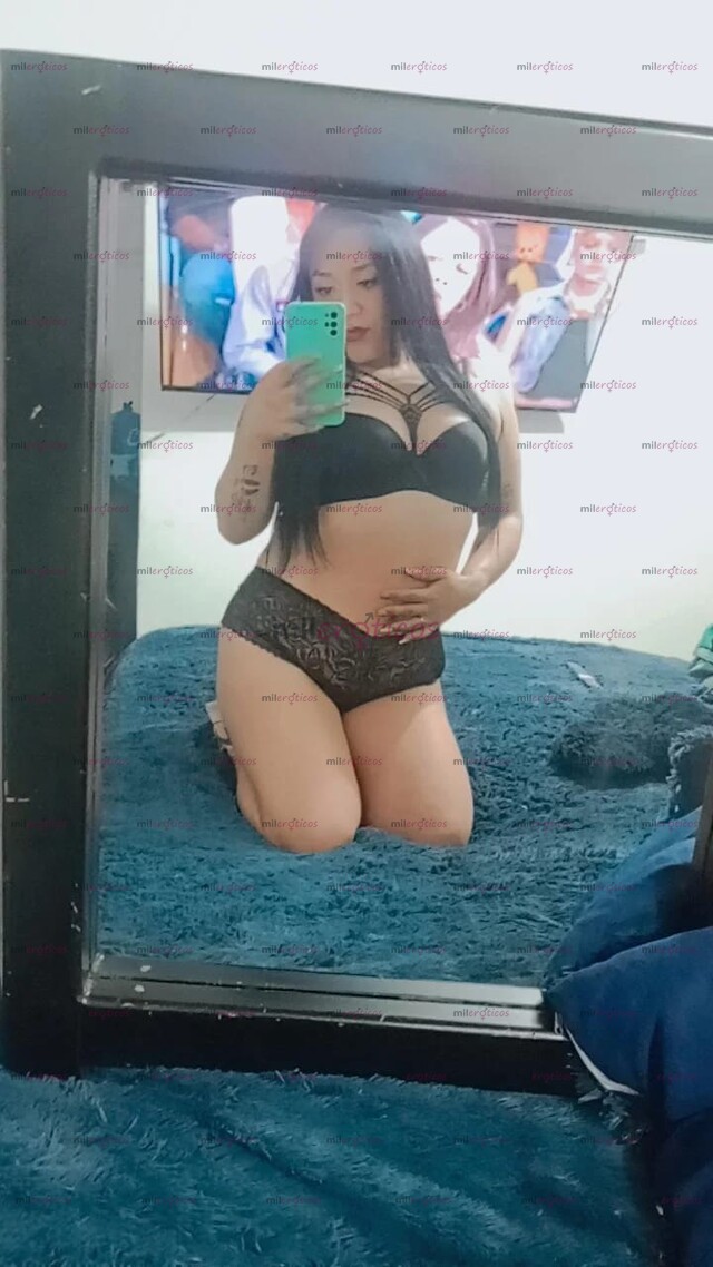 FOTOS DE HERMOSA NIÑA MORENITA CON TATUAJES DELICIOSOS