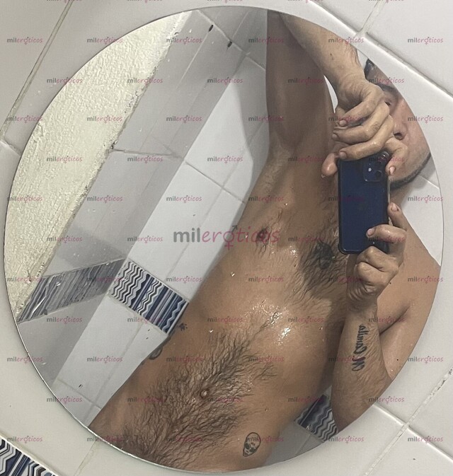 FOTOS DE GIGOLÓ SERVICIOS A DOMICILIO. DISPUESTO A BRINDARTE COMPAÑÍA .