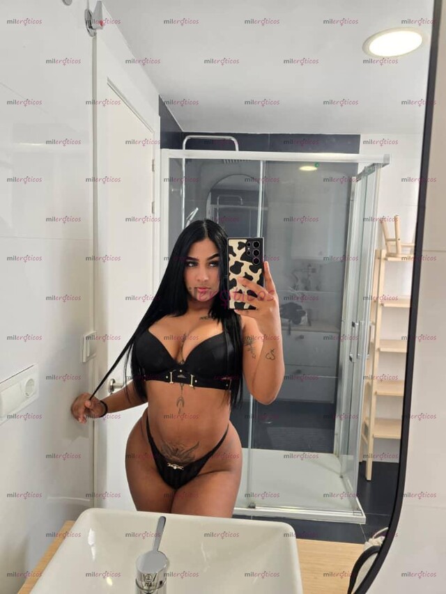 FOTOS DE NENITA ARDIENTE DE BUENAS TETAS Y BUEN CULO GRANDE