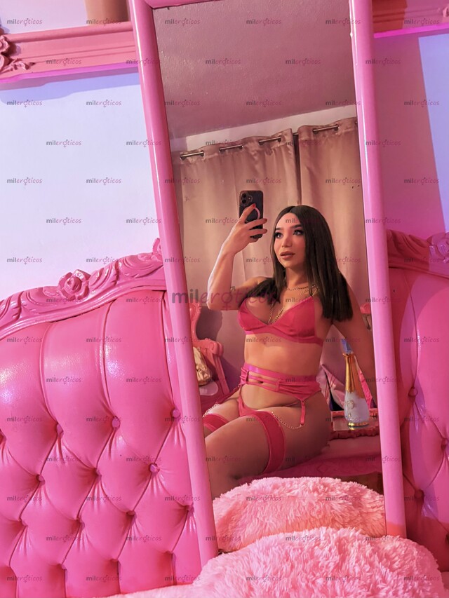 FOTOS DE HERMOSA , SEXY Y DOTADA NIÑA TRANS .. SERVICIO VIP .. CUENTO CON LUGAR
