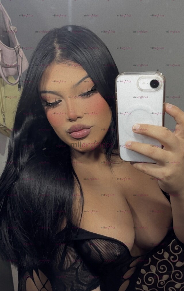 FOTOS DE ELLIE SU CHICA FAVORITA DE REGRESO MÁS CALIENTE Y MÁS TETONA