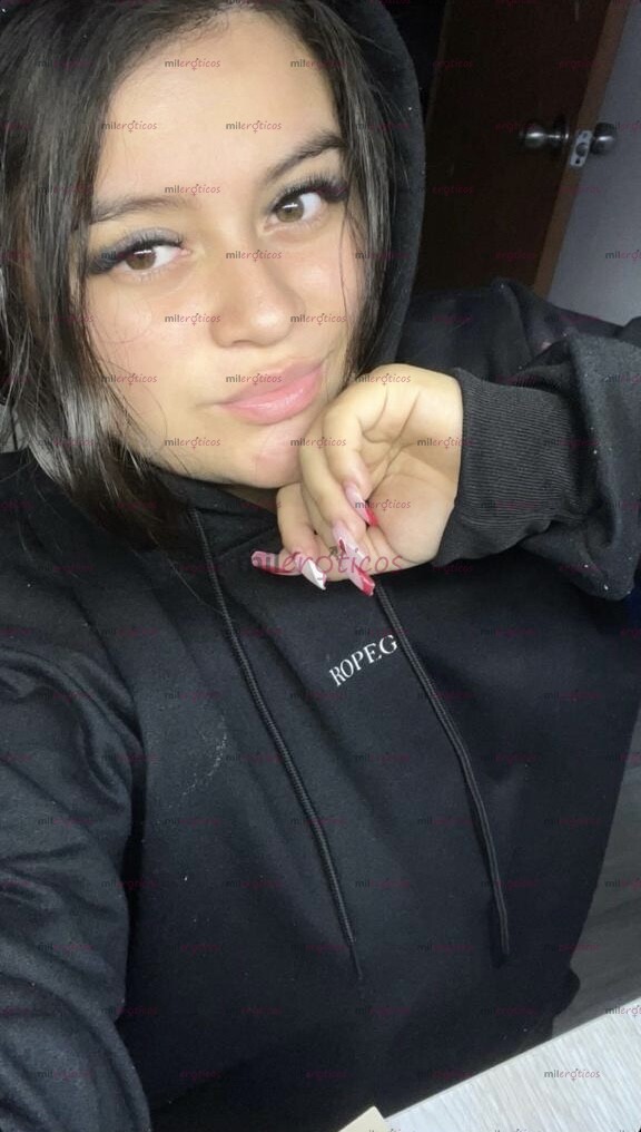 FOTOS DE RICO ORAL AL NATURAL CON VENIDA EN BOCA BIEN ENSALIVADO