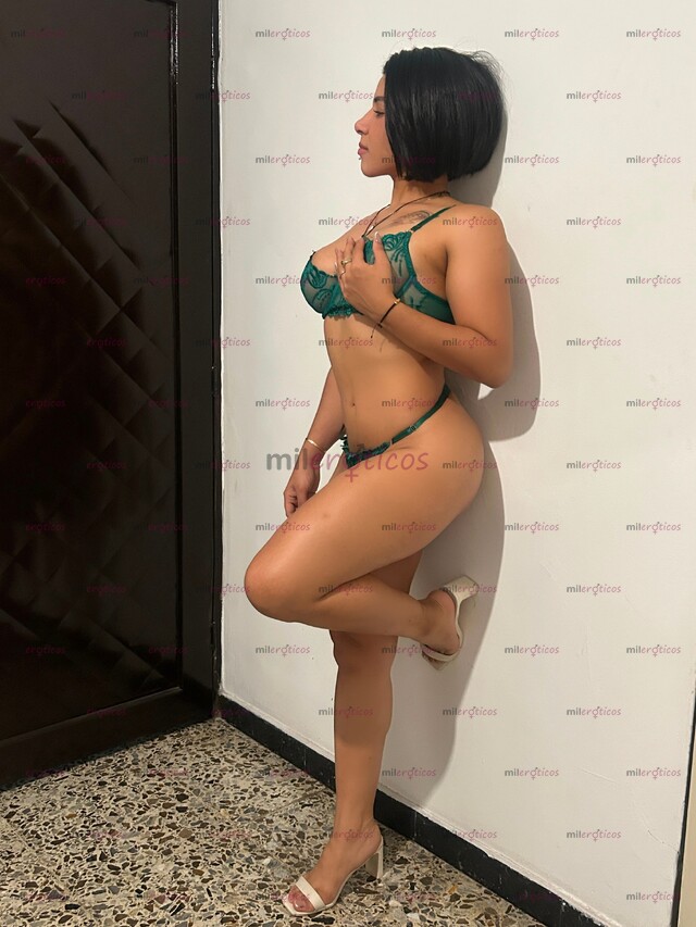 FOTOS DE COSTEÑA ENCANTADORA TRAVIESA Y AGRADABLE.